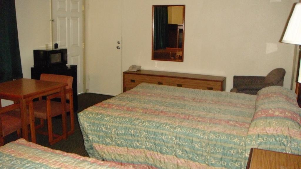 Parkside Inn Fresno Oda fotoğraf